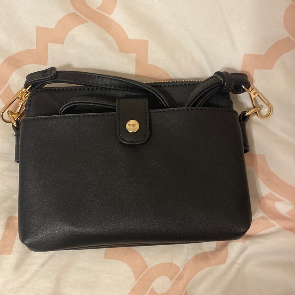 Black crossbody bag